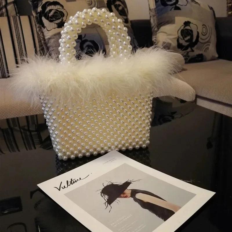 New Autumn Winter Handcrafted Pearl Beaded Fur Basket Bag Single Shoulder Handbag for Women Elegant Fashionable Handbag
New Autumn Winter Handcrafted Pearl Beaded Fur Basket Bag Single Shoulder Handbag for Women Elegant Fashionable Handbag
