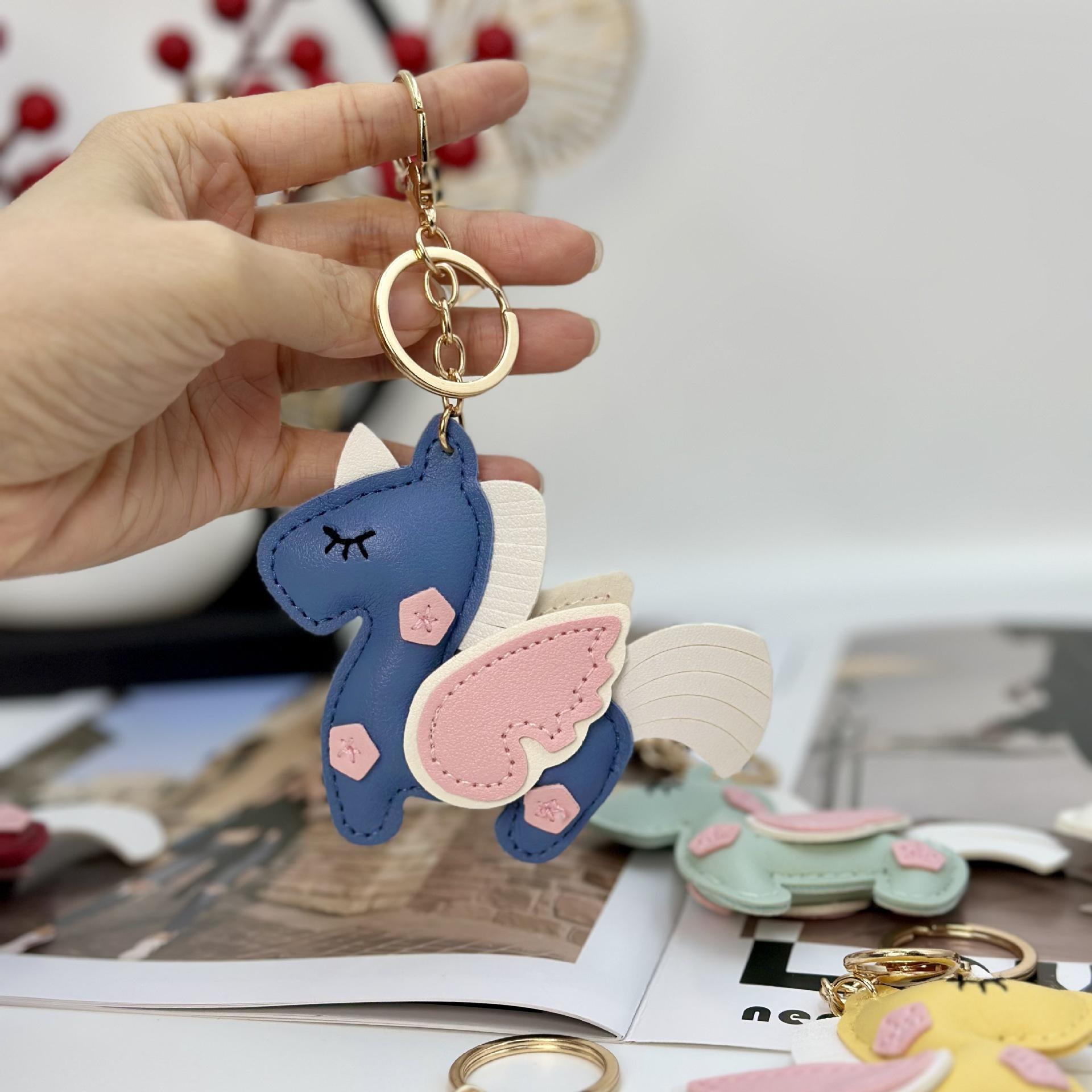 2026 New unicorn bag pendant keychain pendant car keychain color matching small Pegasus bag pendant
2026 New unicorn bag pendant keychain pendant car keychain color matching small Pegasus bag pendant