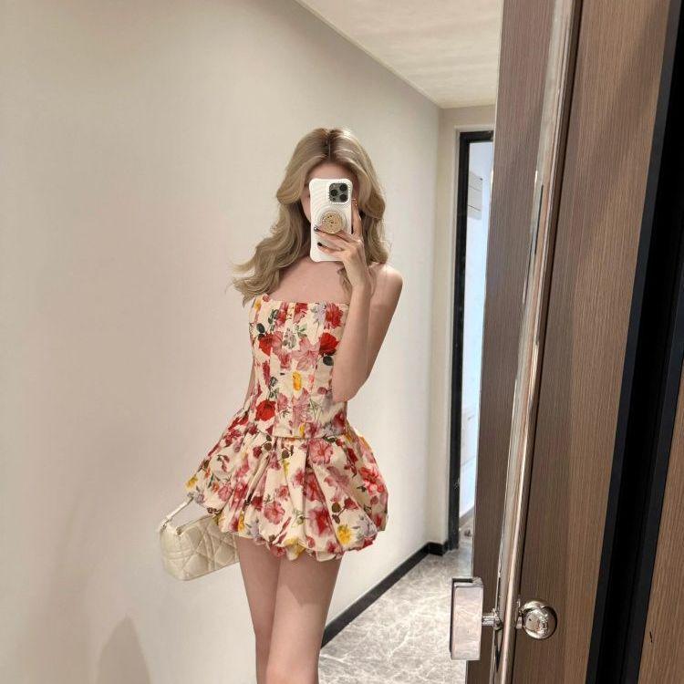 French Floral Two-Piece Set: Strapless Top & Puffy Skirt S (suitable for 80-92 lbs)
French Floral Two-Piece Set: Strapless Top & Puffy Skirt S (suitable for 80-92 lbs)