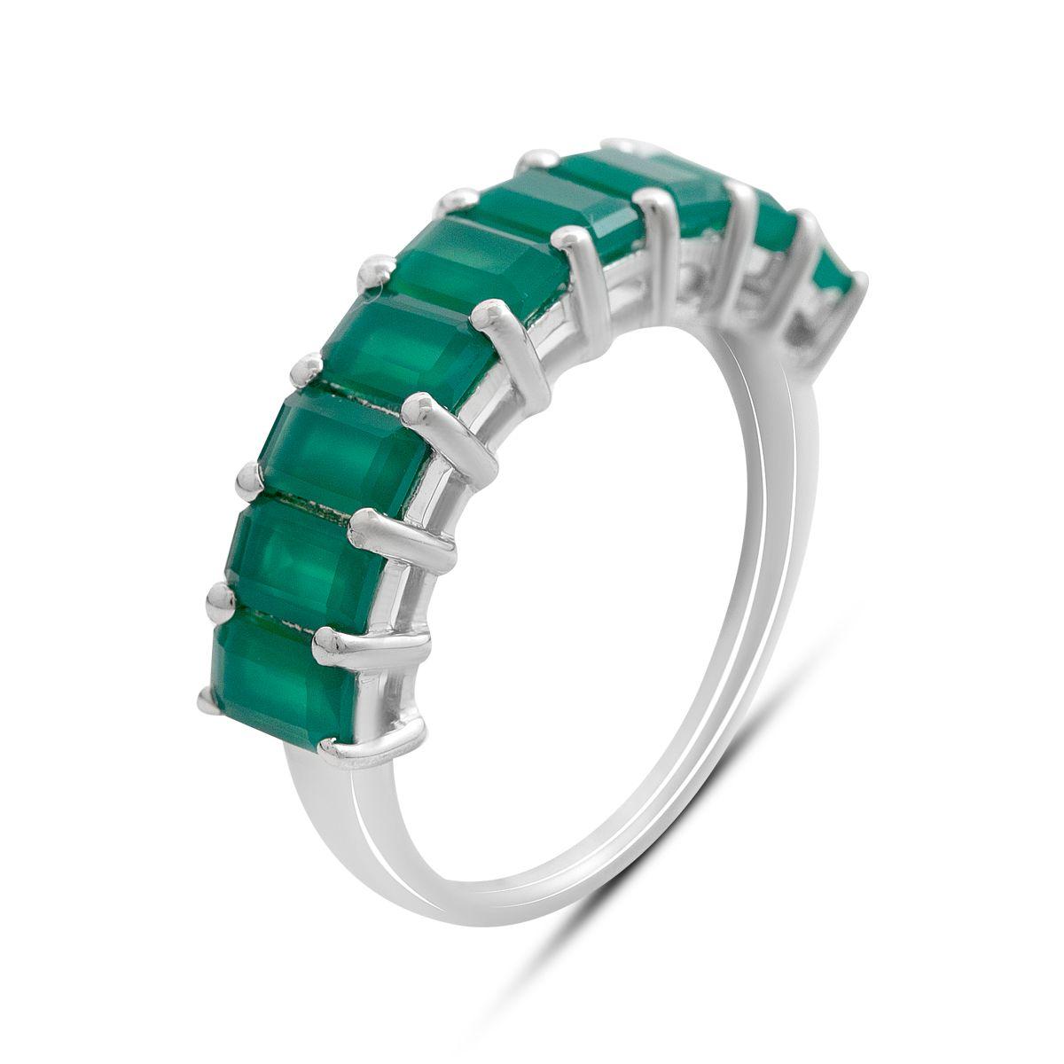 Silver ring with natural agate 2.63ct, item weight 3.16 g (2206606) 17.5
Silver ring with natural agate 2.63ct, item weight 3.16 g (2206606) 17.5