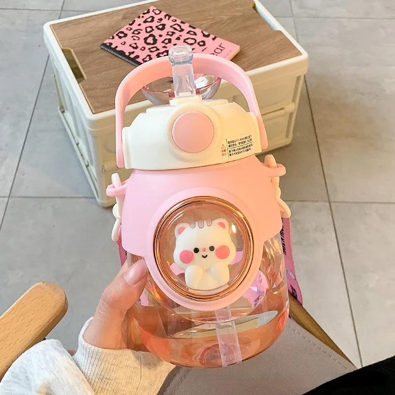 New 2025 Large Capacity 820ml Crossbody Cartoon Cute Straw Water Bottle with Handheld, High Beauty Big Belly Cup 820ml розовый
New 2025 Large Capacity 820ml Crossbody Cartoon Cute Straw Water Bottle with Handheld, High Beauty Big Belly Cup 820ml розовый