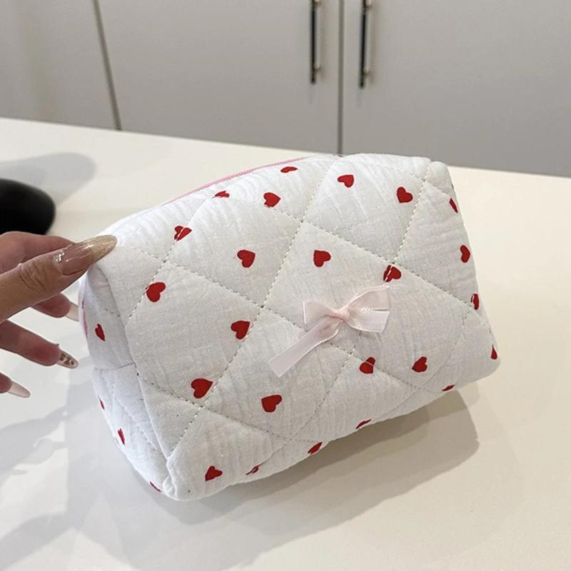 Fashion Flower Quilted Makeup Storage Bag Portable Travel Organizer Cosmetic Toiletry Pouch Cute Make Up Handbag Clutch Purse
Fashion Flower Quilted Makeup Storage Bag Portable Travel Organizer Cosmetic Toiletry Pouch Cute Make Up Handbag Clutch Purse