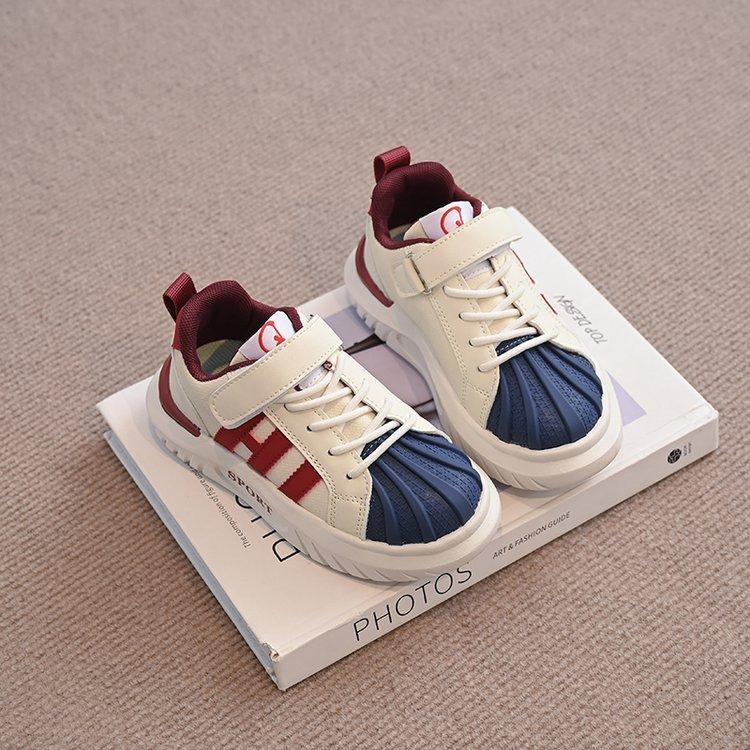 Boys shoes board shoes spring and autumn 2025 new trendy brand children s soft-soled sports shoes boys middle-aged and older children s casual white 26
Boys shoes board shoes spring and autumn 2025 new trendy brand children s soft-soled sports shoes boys middle-aged and older children s casual white 26