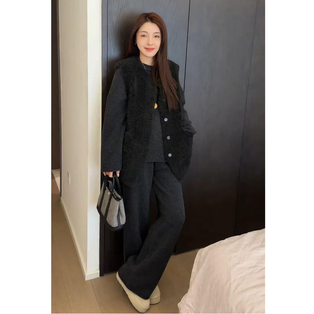 Spring 2026 Trendy Casual Three-Piece Set: Stylish Vest, Slimming Top & Wide-Leg Pants M
Spring 2026 Trendy Casual Three-Piece Set: Stylish Vest, Slimming Top & Wide-Leg Pants M