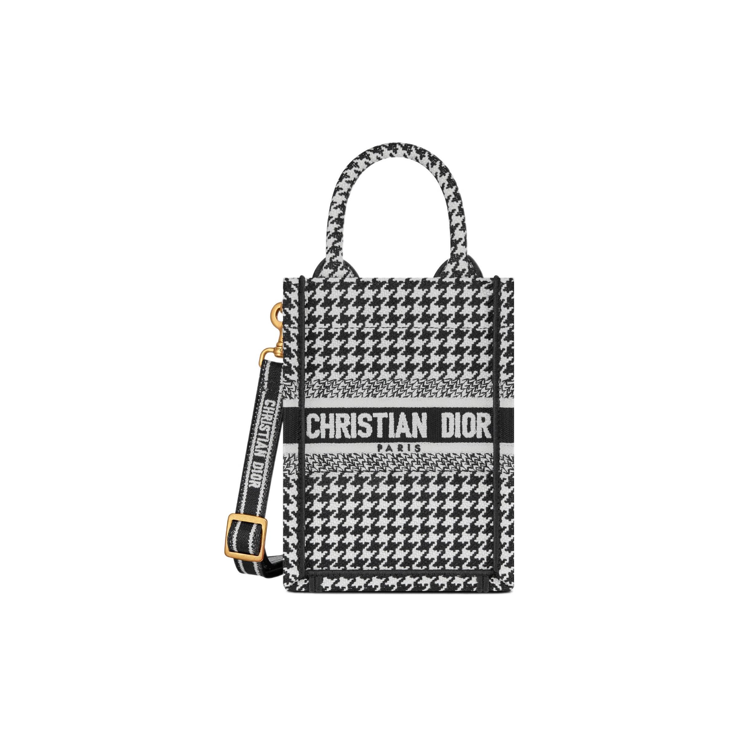 Dior Book Tote Removable Adjustable Shoulder Strap Houndstooth Embroidery Mini Phone Bag Women Bags Black White S5555CZAE-M911 Box(Basic Set+Box)
Dior Book Tote Removable Adjustable Shoulder Strap Houndstooth Embroidery Mini Phone Bag Women Bags Black White S5555CZAE-M911 Box(Basic Set+Box)