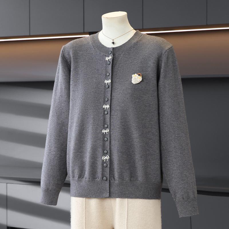 Elegant Long-Sleeve Knit Cardigan for Middle-Aged Women, Perfect for Spring & Autumn 3XL (suggested for 135-155 lbs)
Elegant Long-Sleeve Knit Cardigan for Middle-Aged Women, Perfect for Spring & Autumn 3XL (suggested for 135-155 lbs)