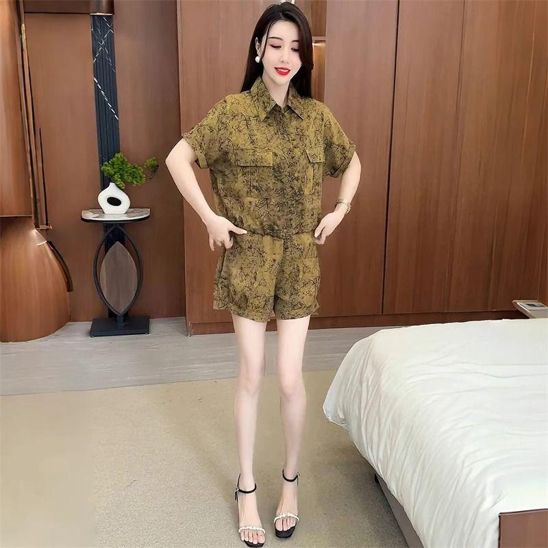 Chic Women s Summer 2025 Two-Piece: Short-Sleeve Top & Wide-Leg Shorts Set 2XL (for 130-145 jin)
Chic Women s Summer 2025 Two-Piece: Short-Sleeve Top & Wide-Leg Shorts Set 2XL (for 130-145 jin)