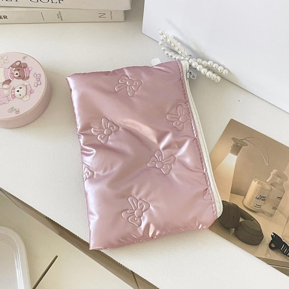 Multi-purpose Bow Design Portable Storage Bag Zipper Button Pearl Pendant Cosmetics Storage Makeup Organizer Travel Essential розовый
Multi-purpose Bow Design Portable Storage Bag Zipper Button Pearl Pendant Cosmetics Storage Makeup Organizer Travel Essential розовый