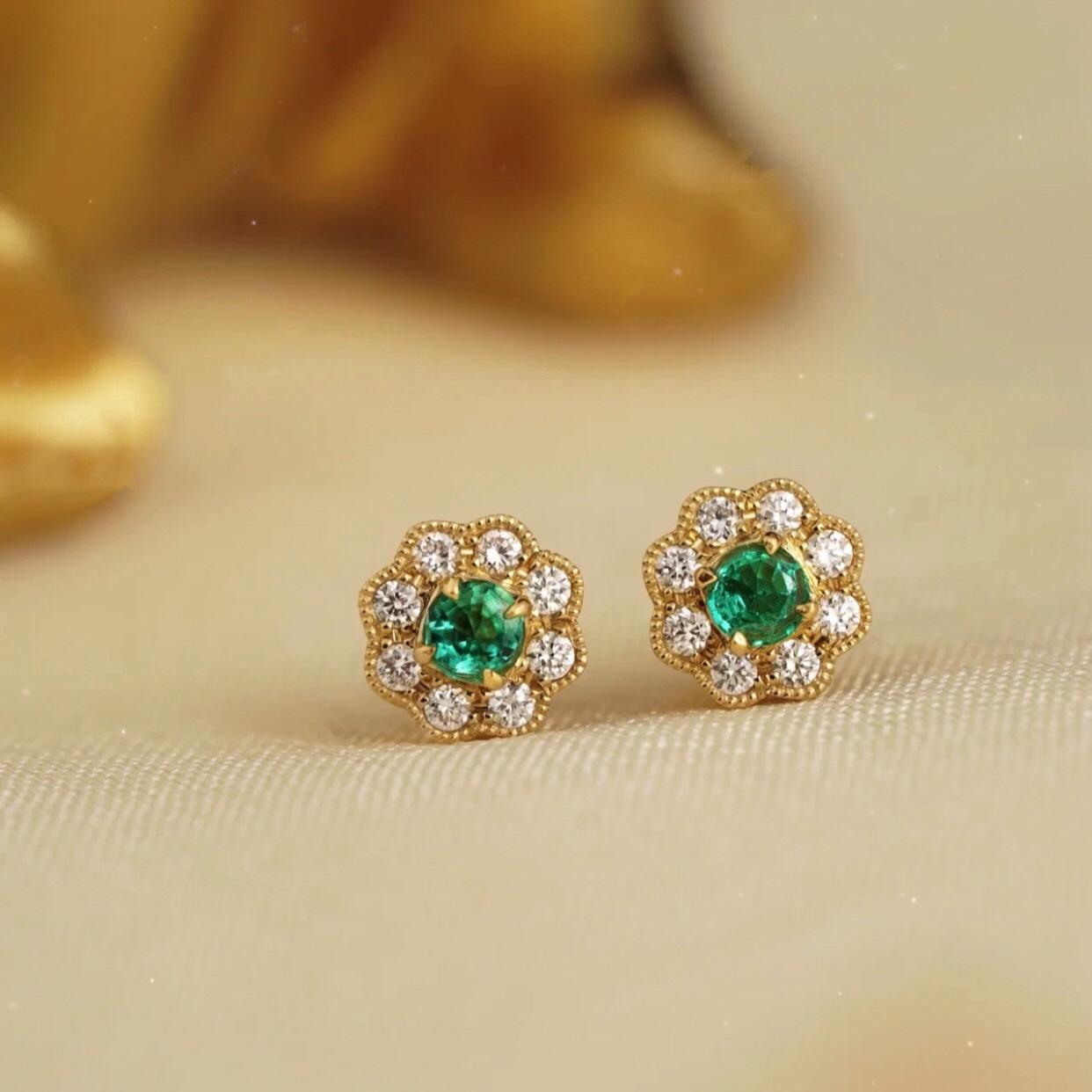 Elegant Olive Green Flower Stud Earrings, Gold-Plated s925 Sterling Silver - Compact, Artistic Design for Women 925 Silver
Elegant Olive Green Flower Stud Earrings, Gold-Plated s925 Sterling Silver - Compact, Artistic Design for Women 925 Silver