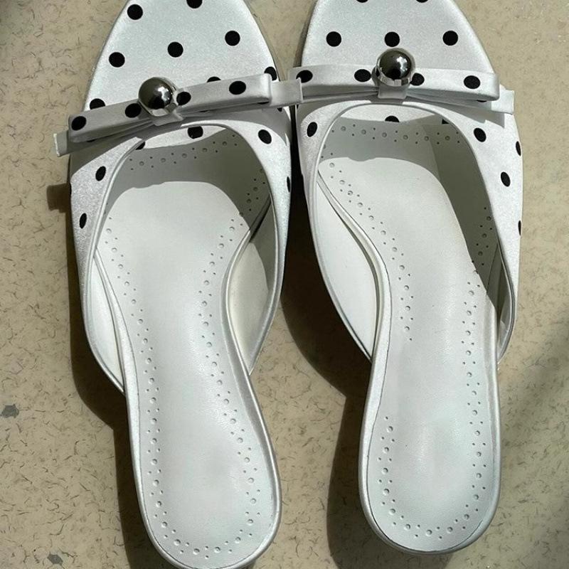 Spring new pointed polka dot back strap sandals women s bag head bow pearl medium heel single shoes women s shoes 39 білий
Spring new pointed polka dot back strap sandals women s bag head bow pearl medium heel single shoes women s shoes 39 білий