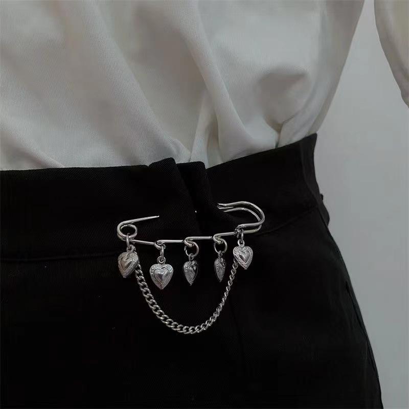 Korean Metal Butterfly Chain Brooch Anti-exposure Waistband for Women Decoration Tassel Chain Pin Cloth Jewelry Accessories
Korean Metal Butterfly Chain Brooch Anti-exposure Waistband for Women Decoration Tassel Chain Pin Cloth Jewelry Accessories