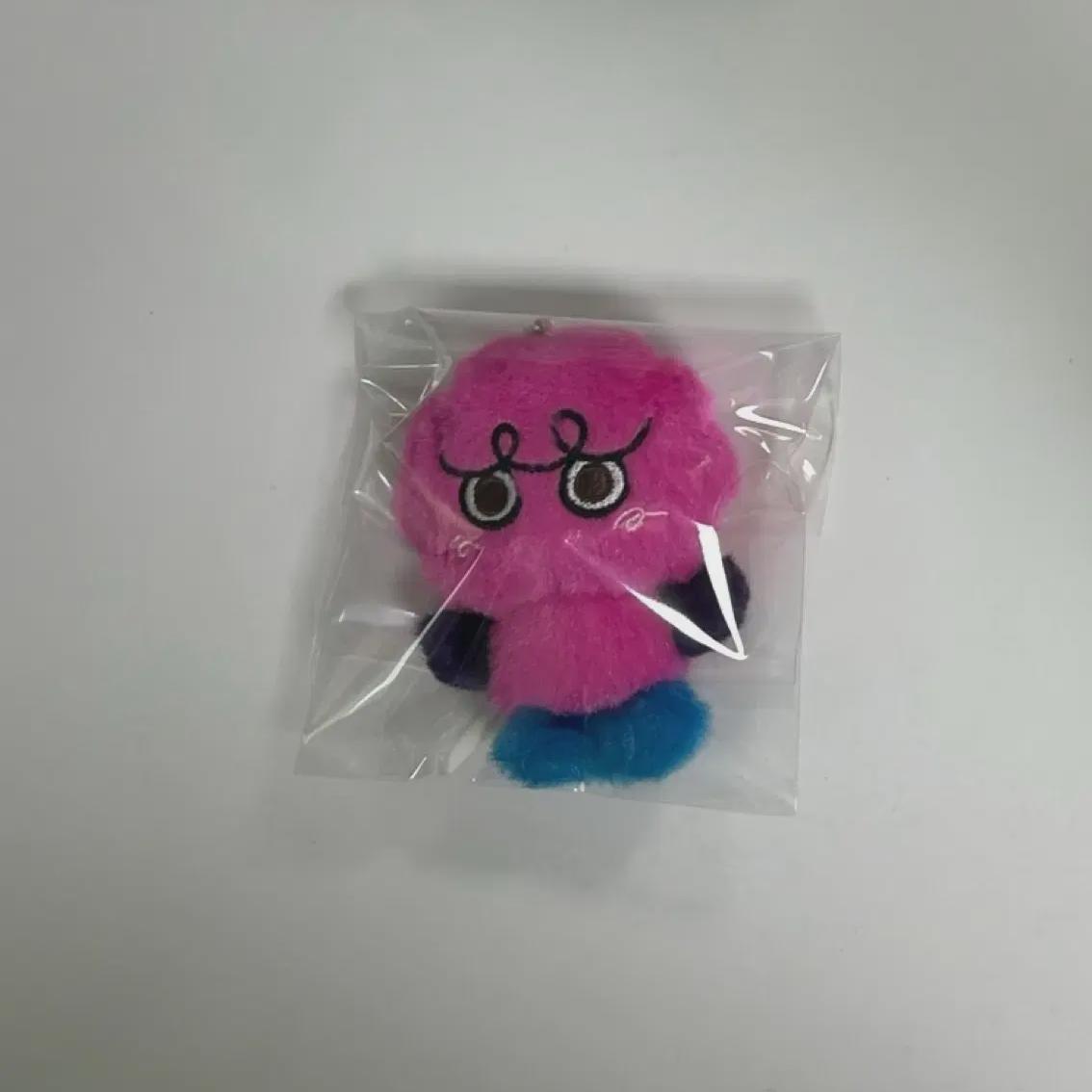 Shaani Ki-beom Key Is The Key Ring
Shaani Ki-beom Key Is The Key Ring