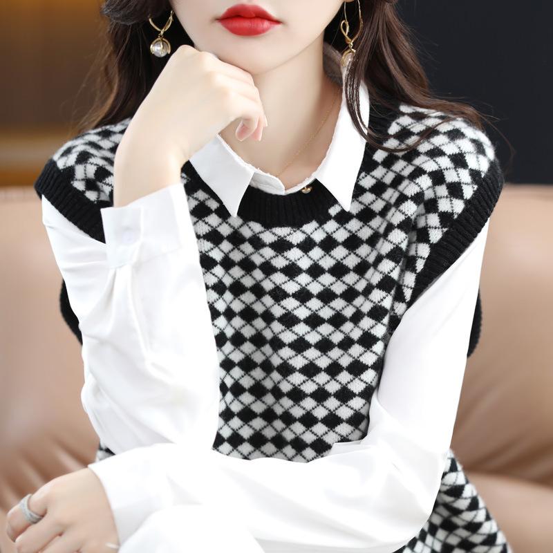 A crew neck sweater women s spring and autumn new vest stacked with knitted sweater vest average size
A crew neck sweater women s spring and autumn new vest stacked with knitted sweater vest average size