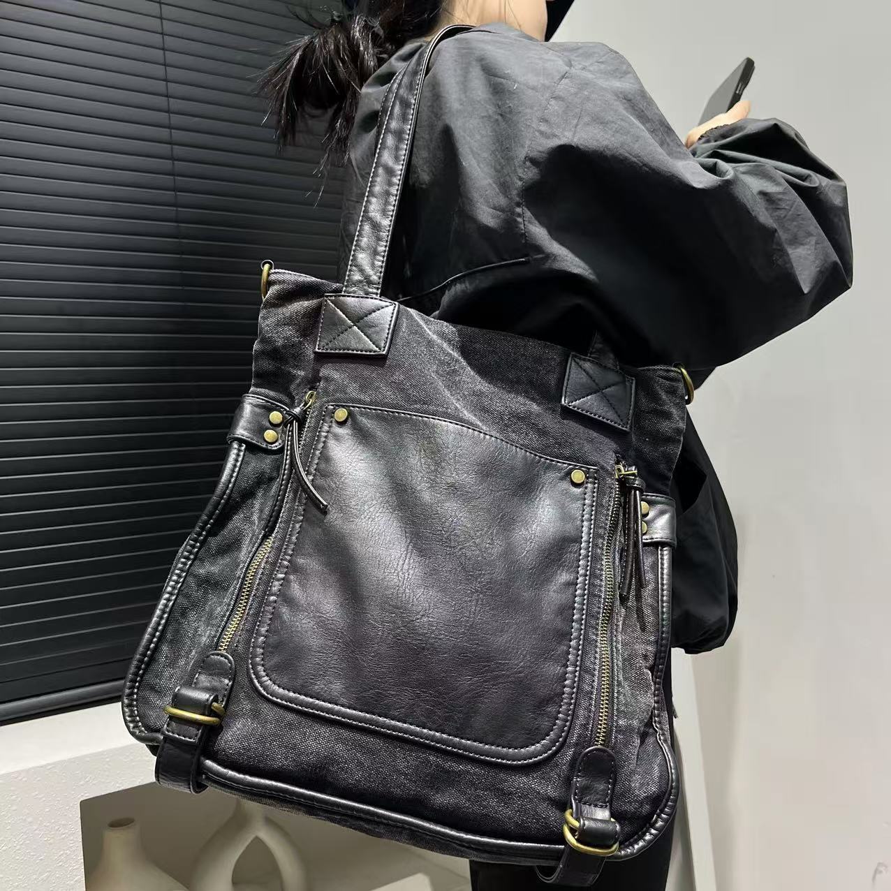 Ladies Soft Leather European and American Retro Tote Bag Japanese and Korean Trend Single Shoulder Diagonal Cross Bag чорний
Ladies Soft Leather European and American Retro Tote Bag Japanese and Korean Trend Single Shoulder Diagonal Cross Bag чорний