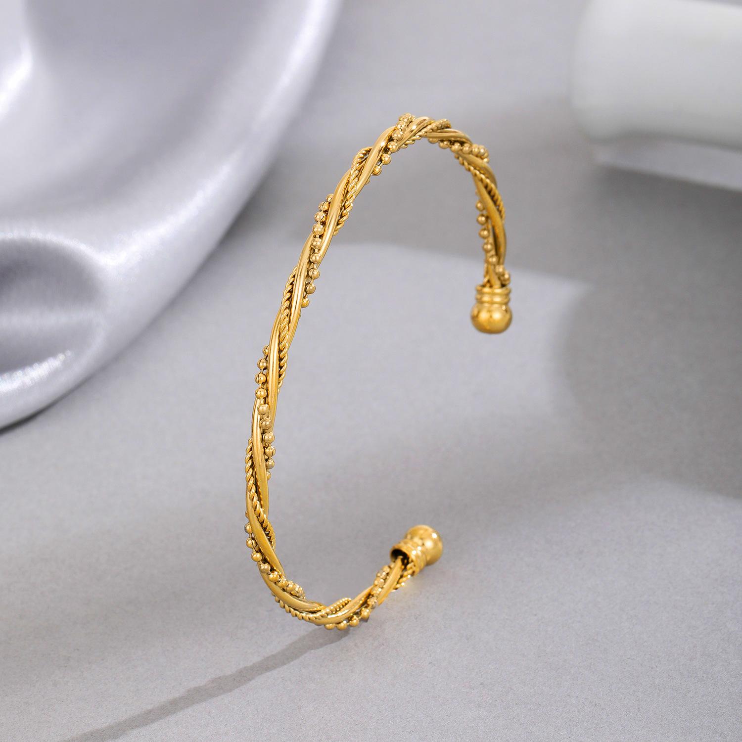 Professional custom stainless steel 18k real gold European and American ins metal twist niche design bracelet 304 stainless steel золотий
Professional custom stainless steel 18k real gold European and American ins metal twist niche design bracelet 304 stainless steel золотий