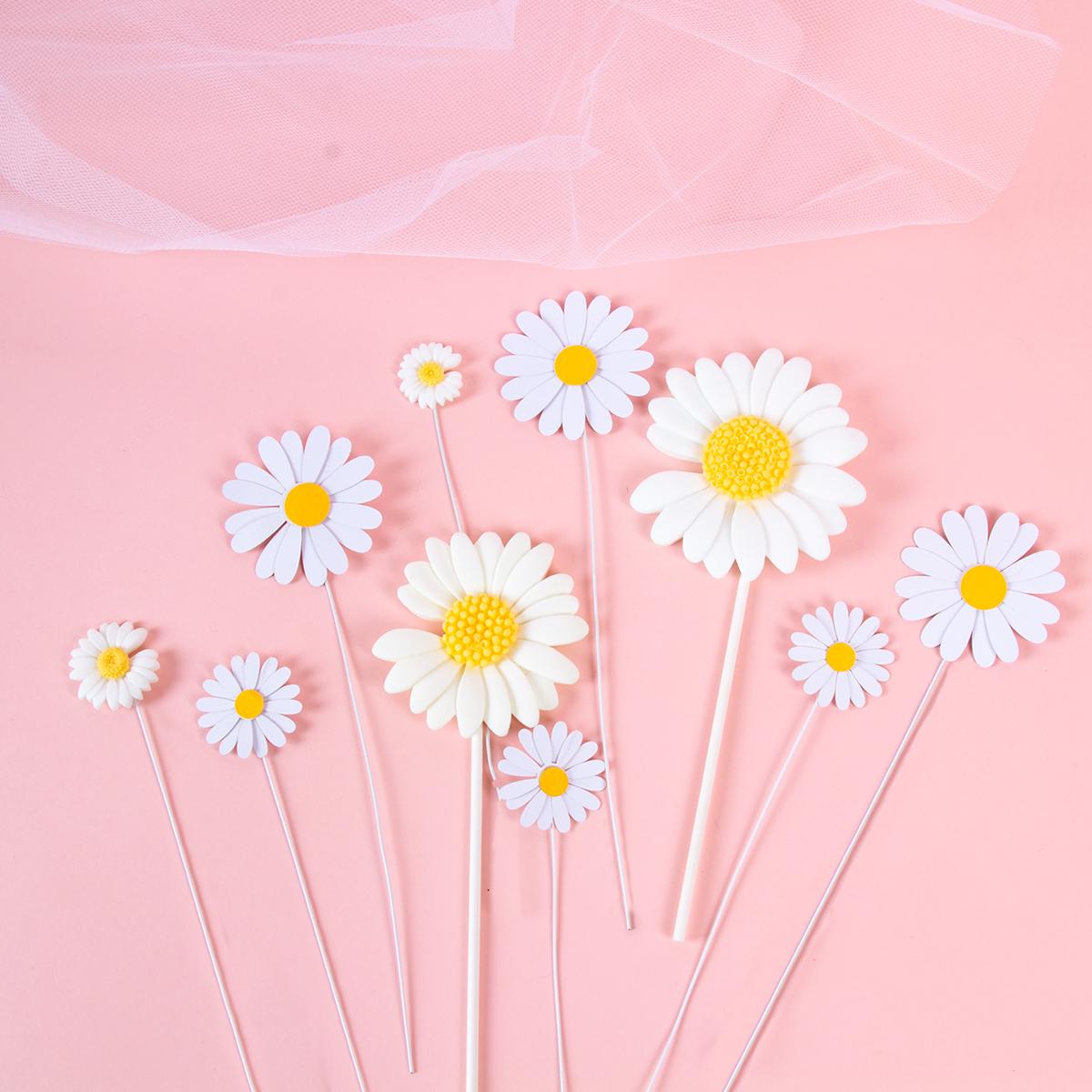 Resin Daisy Cake Toppers Multi Size Paper Daisy Flower Cake Pick for Girl‘s Birthday Party Cake Decoration Wedding Baby Shower
Resin Daisy Cake Toppers Multi Size Paper Daisy Flower Cake Pick for Girl‘s Birthday Party Cake Decoration Wedding Baby Shower