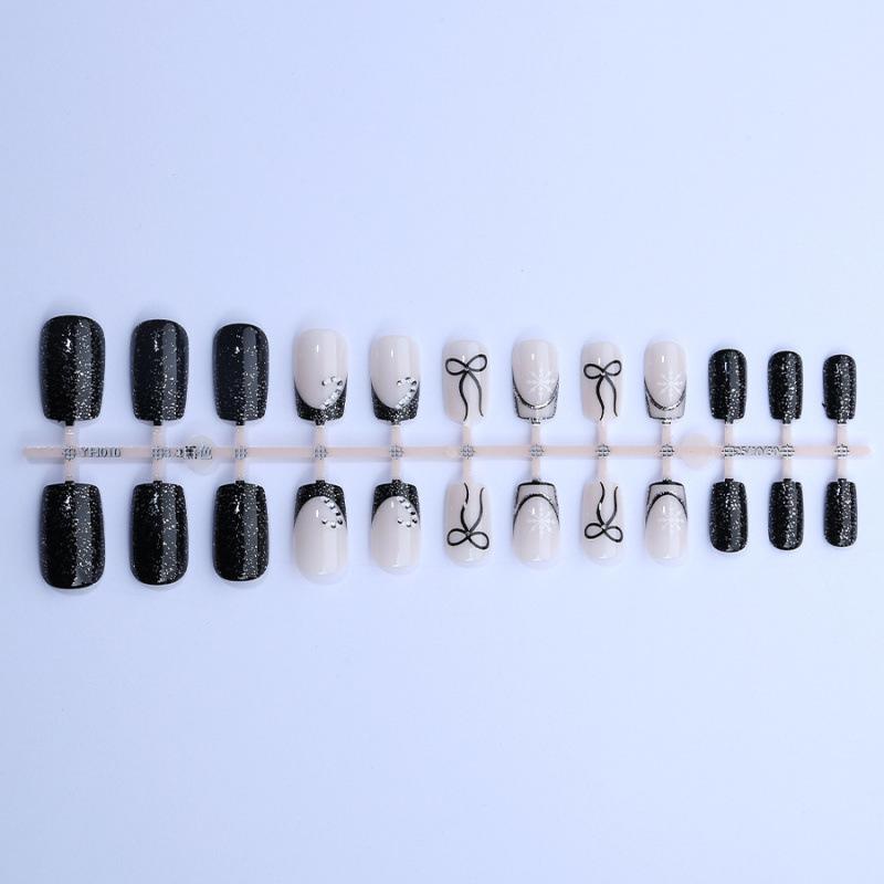 24 pieces of Chinese wearing armor, high-end simple black glitter bow snowflake manicure
24 pieces of Chinese wearing armor, high-end simple black glitter bow snowflake manicure