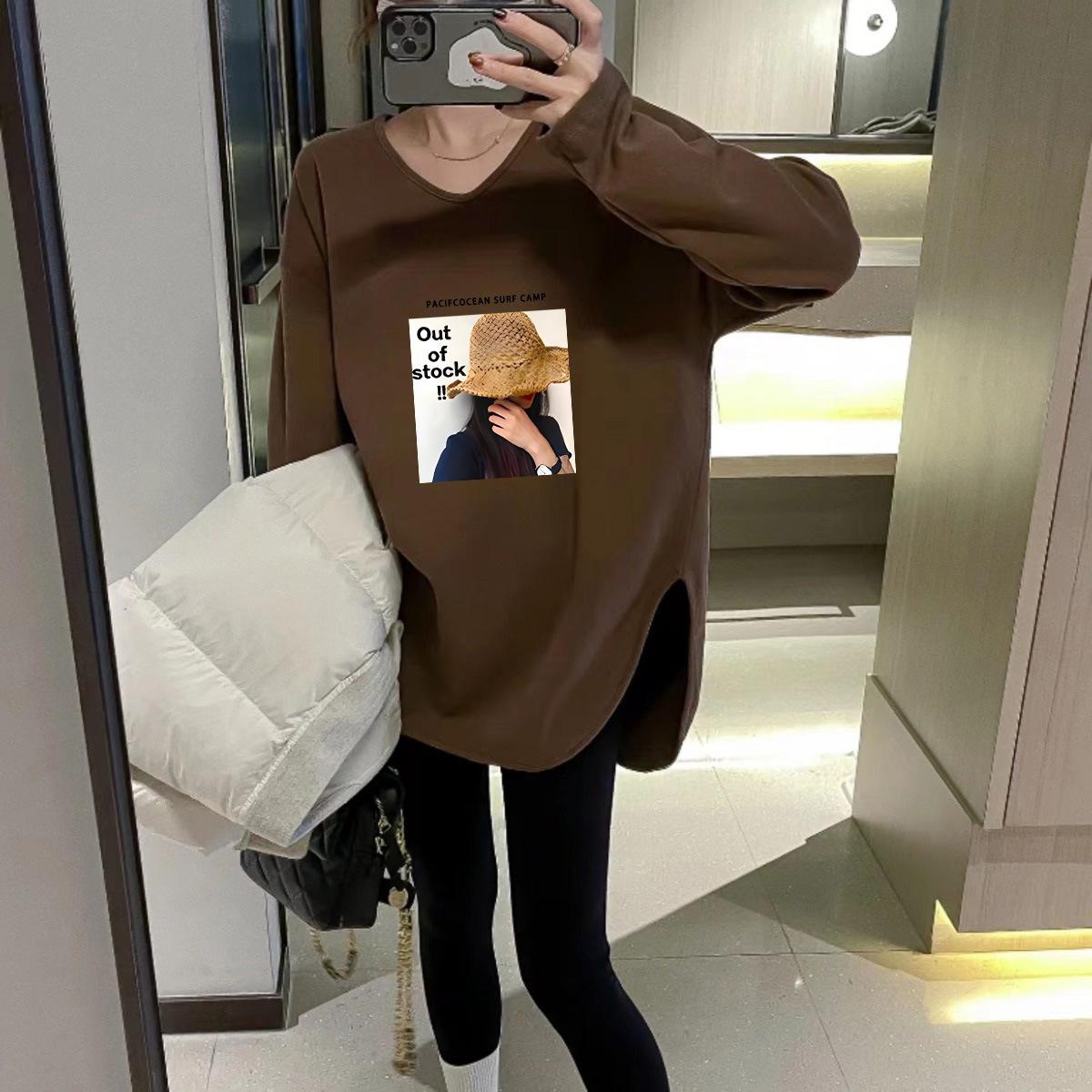 Женский белый топ-базовый слой с длинным рукавом из немецкого бархата, закрывающий бедра - Коллекция осень/зима 2025 XL
Женский белый топ-базовый слой с длинным рукавом из немецкого бархата, закрывающий бедра - Коллекция осень/зима 2025 XL