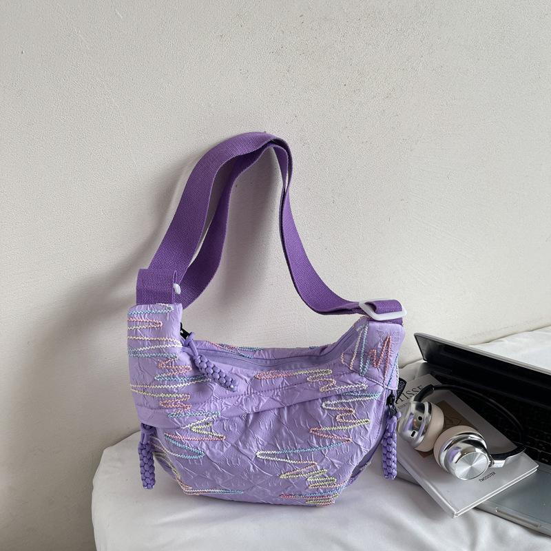 Commuter to work ladies messenger bag 2025 new casual fashion small fresh casual shoulder bag commuter small satchel
Commuter to work ladies messenger bag 2025 new casual fashion small fresh casual shoulder bag commuter small satchel