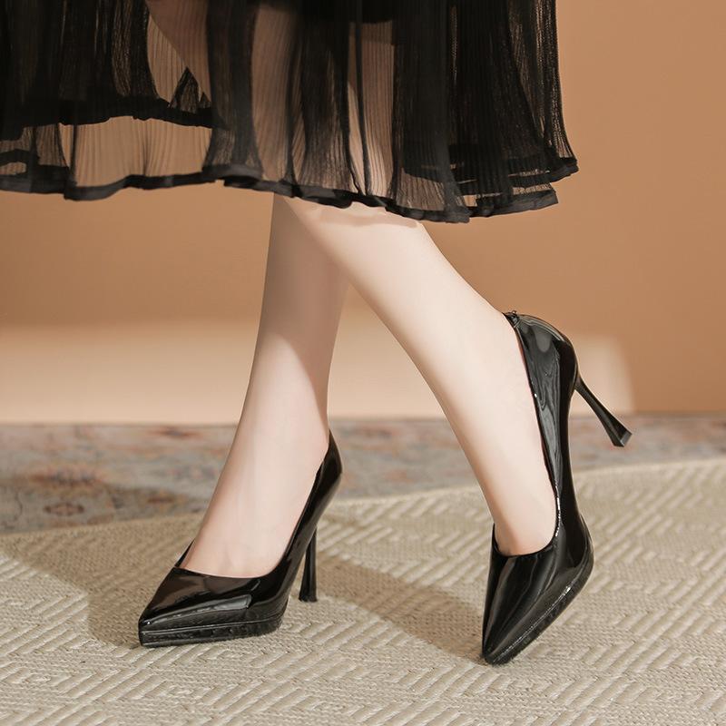 Waterproof table high heels women s elegant temperament pointed head shallow mouth thin heel single shoes versatile small height increase 34
Waterproof table high heels women s elegant temperament pointed head shallow mouth thin heel single shoes versatile small height increase 34