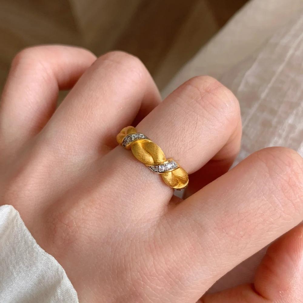 Luxury Open Ring French Princess Handmade Twisted Braid Diamond Accent Index Finger Ring for Women
Luxury Open Ring French Princess Handmade Twisted Braid Diamond Accent Index Finger Ring for Women