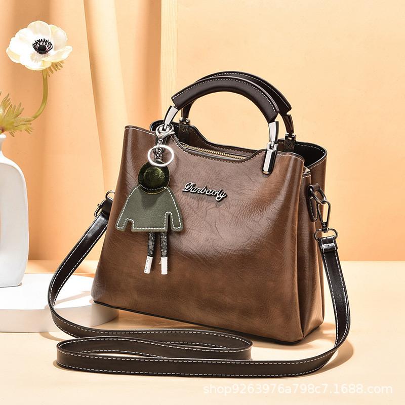 Chic Retro Style Large Capacity Women s Crossbody Purse In Various Colors Available коричневий
Chic Retro Style Large Capacity Women s Crossbody Purse In Various Colors Available коричневий