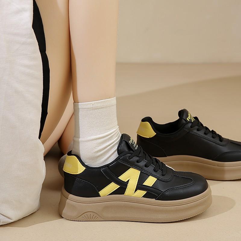 22 spring and autumn soft leather double mesh small height-increasing shoes casual and lightweight thick-soled Forrest Gump shoes sports shoes hongjie 35 чёрный
22 spring and autumn soft leather double mesh small height-increasing shoes casual and lightweight thick-soled Forrest Gump shoes sports shoes hongjie 35 чёрный