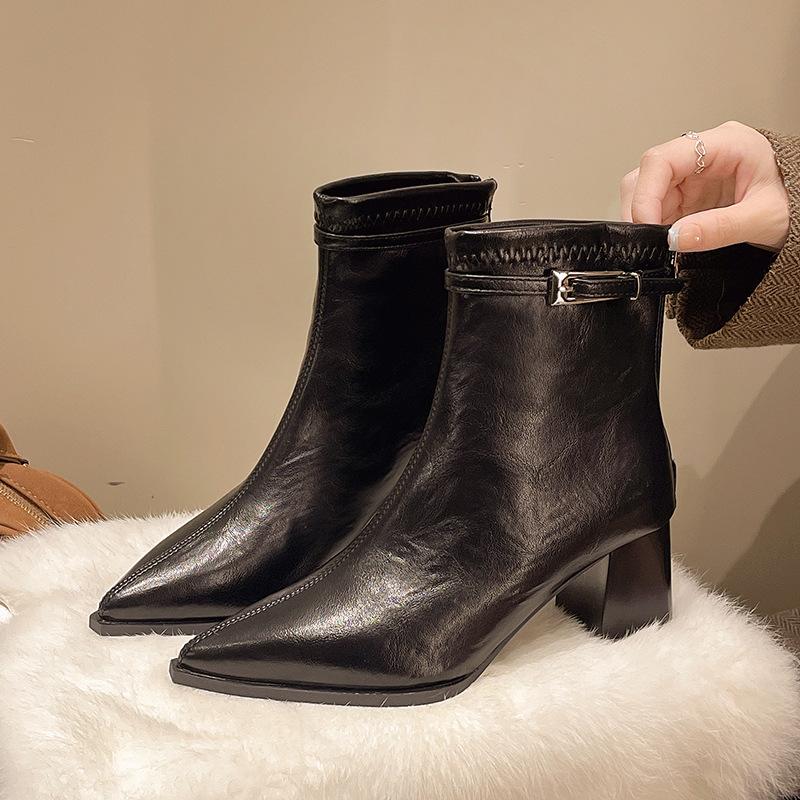 Гонконгские узкие остроносые ботильоны на высоком каблуке женские 2025 осень новая мода ремешок с пряжкой узкие ботинки тонкий каблук модные ботинки 40 чёрный
Гонконгские узкие остроносые ботильоны на высоком каблуке женские 2025 осень новая мода ремешок с пряжкой узкие ботинки тонкий каблук модные ботинки 40 чёрный