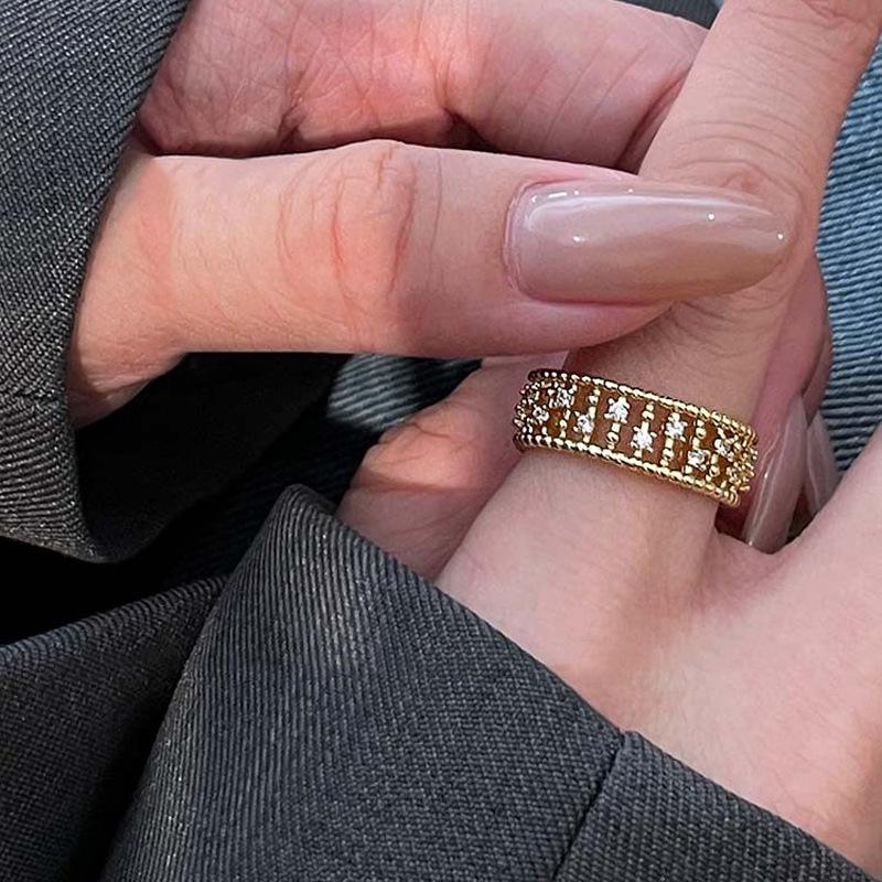 Elegant Sparkling Diamond Lace Ring: Women s Fresh, Versatile, High-End Light Luxury Jewelry Adjustable
Elegant Sparkling Diamond Lace Ring: Women s Fresh, Versatile, High-End Light Luxury Jewelry Adjustable