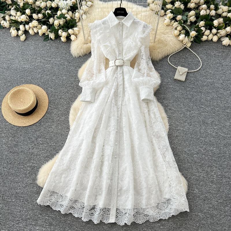 Это легкое роскошное и высококачественное платье с воротником-поло для женщин с уникальным и воздушным весенним дизайном с сетчатой вышивкой. S белый
Это легкое роскошное и высококачественное платье с воротником-поло для женщин с уникальным и воздушным весенним дизайном с сетчатой вышивкой. S белый