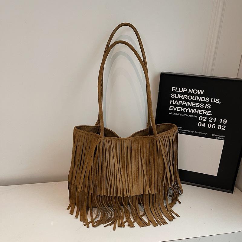 Frosted Suede Long Tassels Underarm Bag Vintage Soft PU Leather Ladies Handbag Fashion Casual Hobos Shoulder Bag хаки
Frosted Suede Long Tassels Underarm Bag Vintage Soft PU Leather Ladies Handbag Fashion Casual Hobos Shoulder Bag хаки