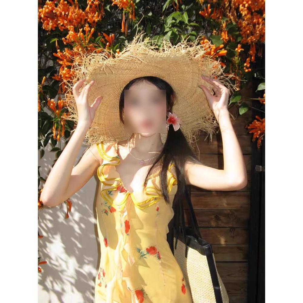 French Retro Yellow Rosewood Sleeveless Fishtail Dress - V-neck, Waist-Cinching, Summer Style for Women L (recommended 50-55kg)
French Retro Yellow Rosewood Sleeveless Fishtail Dress - V-neck, Waist-Cinching, Summer Style for Women L (recommended 50-55kg)
