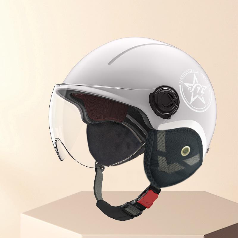 Шлем для электромобиля Golden Bell с сертификатом 3C и съемной защитой ушей для всех сезонов, унисекс, для взрослых.
Шлем для электромобиля Golden Bell с сертификатом 3C и съемной защитой ушей для всех сезонов, унисекс, для взрослых.