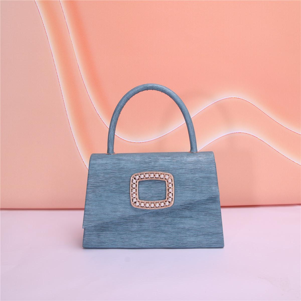 Elegant Diamond Square Women s Evening Bag Party Clutch Handbag Purses Rhinestone Ladies Square Bag Chains Shoulder Bag Bolsa синий
Elegant Diamond Square Women s Evening Bag Party Clutch Handbag Purses Rhinestone Ladies Square Bag Chains Shoulder Bag Bolsa синий