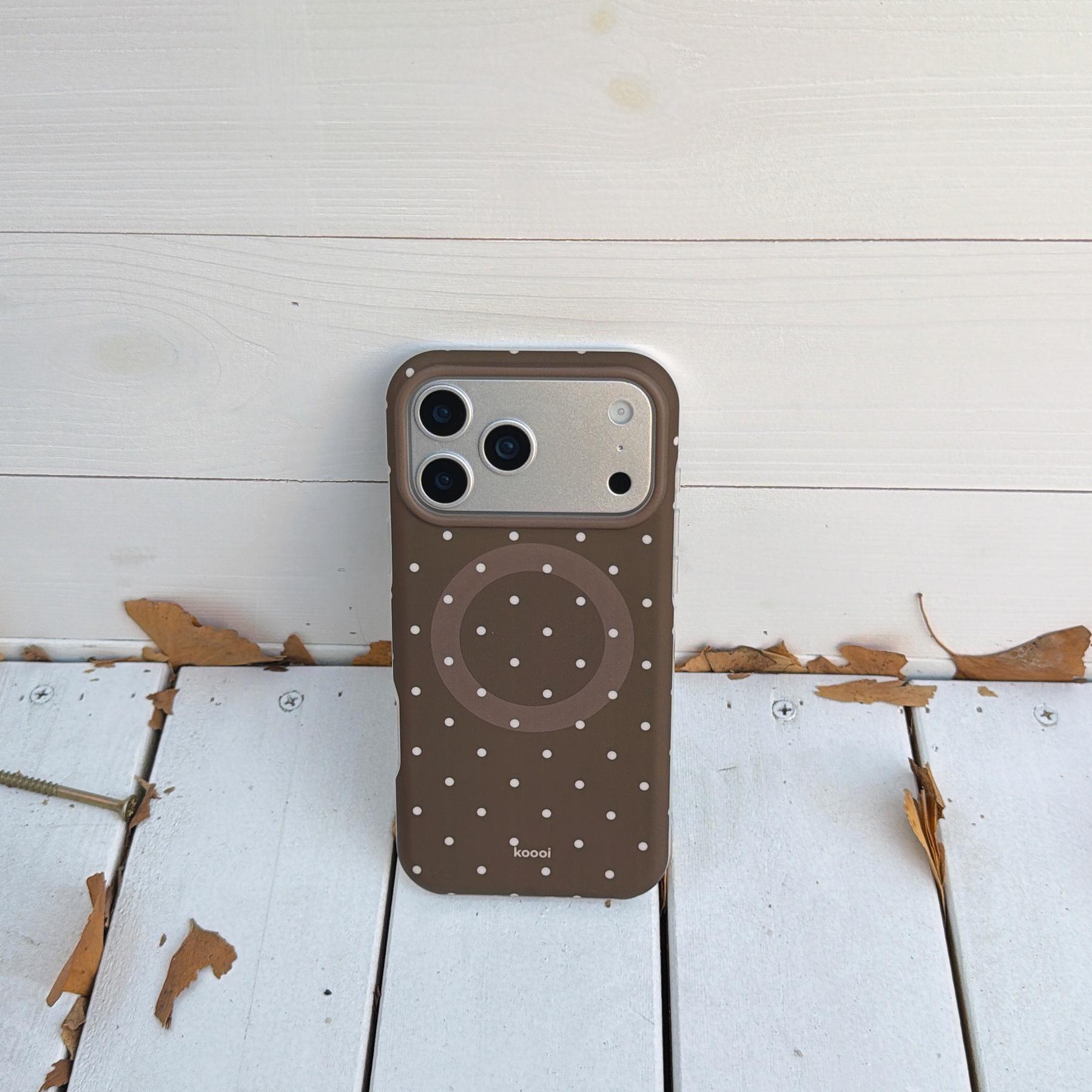 Retro Brown Polka Dot Bear Heart Phone Case for iPhone 17 Pro Max, 16 Pro, 14 - Autumn/Winter Edition iPhone 14
Retro Brown Polka Dot Bear Heart Phone Case for iPhone 17 Pro Max, 16 Pro, 14 - Autumn/Winter Edition iPhone 14
