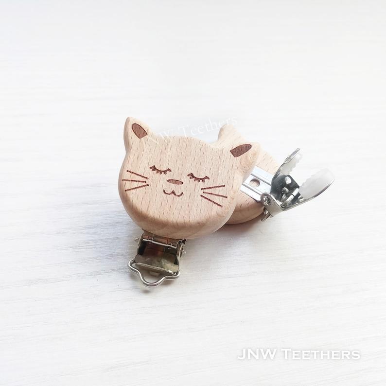 Зажим из натурального бука с гравировкой котенка, зажим для соски для кошки из бука, деревянный зажим для подтяжки
Зажим из натурального бука с гравировкой котенка, зажим для соски для кошки из бука, деревянный зажим для подтяжки