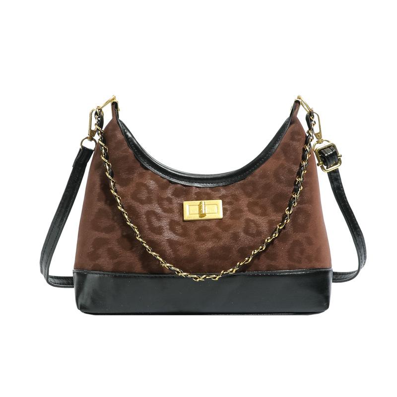 High sense niche autumn and winter new PU casual splicing fashion versatile trend trendy shoulder messenger bag
High sense niche autumn and winter new PU casual splicing fashion versatile trend trendy shoulder messenger bag