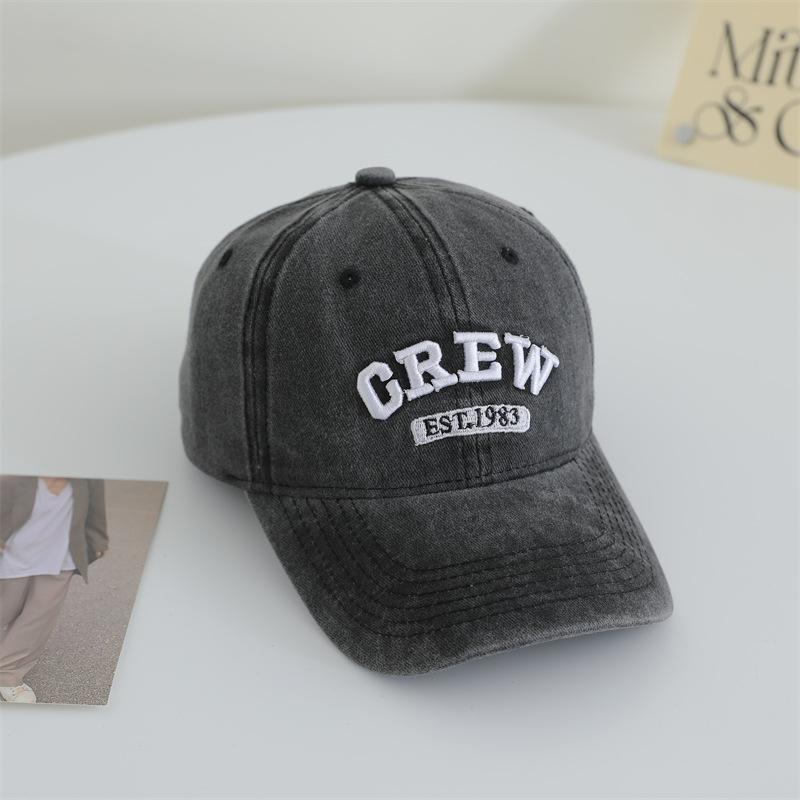 Старая выстиранная бейсболка с мягким верхом для женщин с вышивкой букв, новая универсальная бейсболка для женской защиты от солнца и защиты от солнца adjustable
Старая выстиранная бейсболка с мягким верхом для женщин с вышивкой букв, новая универсальная бейсболка для женской защиты от солнца и защиты от солнца adjustable