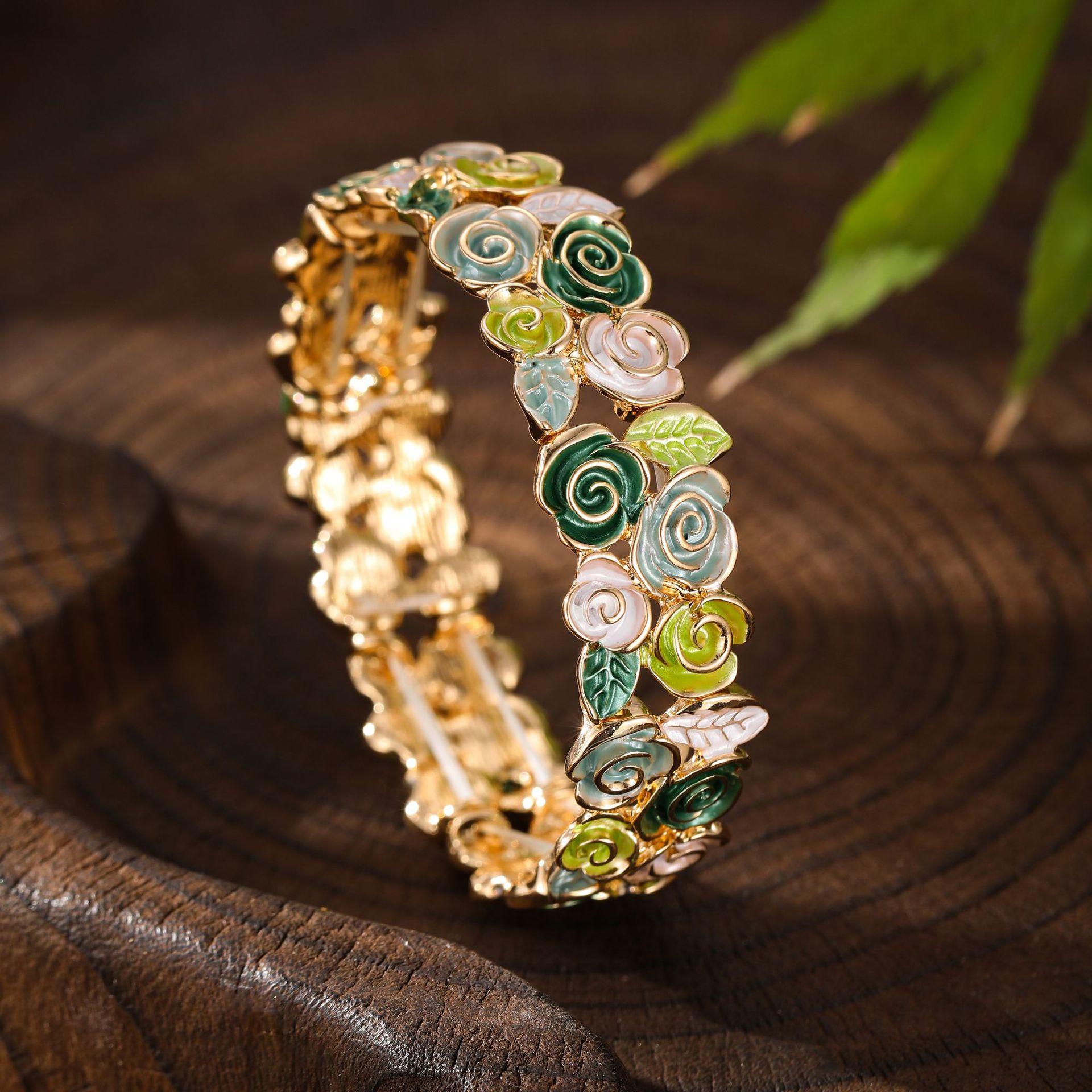 Ladies Fashion Rose Elastic Bracelet Emerald green rose flower
Ladies Fashion Rose Elastic Bracelet Emerald green rose flower