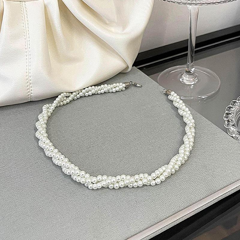 Elegant Fashion Pearl Exquisite Necklace Twist Trendy Simple Design Choker Chains For Lady Wedding Party Jewelry Necklaces
Elegant Fashion Pearl Exquisite Necklace Twist Trendy Simple Design Choker Chains For Lady Wedding Party Jewelry Necklaces