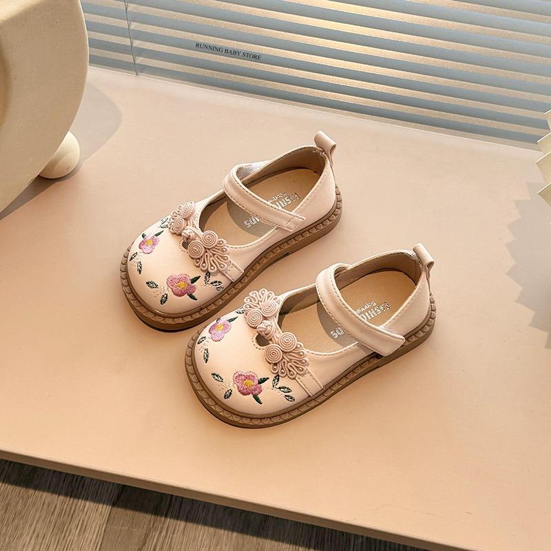 Retro Girls Princess Leather Shoes Spring Children Flowers National Style Dance Shoes Kids Toddler Girls Shoes Flats H08074 21 коричневый
Retro Girls Princess Leather Shoes Spring Children Flowers National Style Dance Shoes Kids Toddler Girls Shoes Flats H08074 21 коричневый