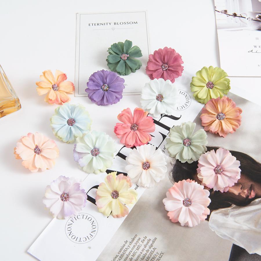 50/100PCS Artificial Flowers Cheap Silk Daisy Head MINI Home Wedding Decorat DIY Scrapbook Fake Plant Valentine Wreath Headdress 50pcs
50/100PCS Artificial Flowers Cheap Silk Daisy Head MINI Home Wedding Decorat DIY Scrapbook Fake Plant Valentine Wreath Headdress 50pcs