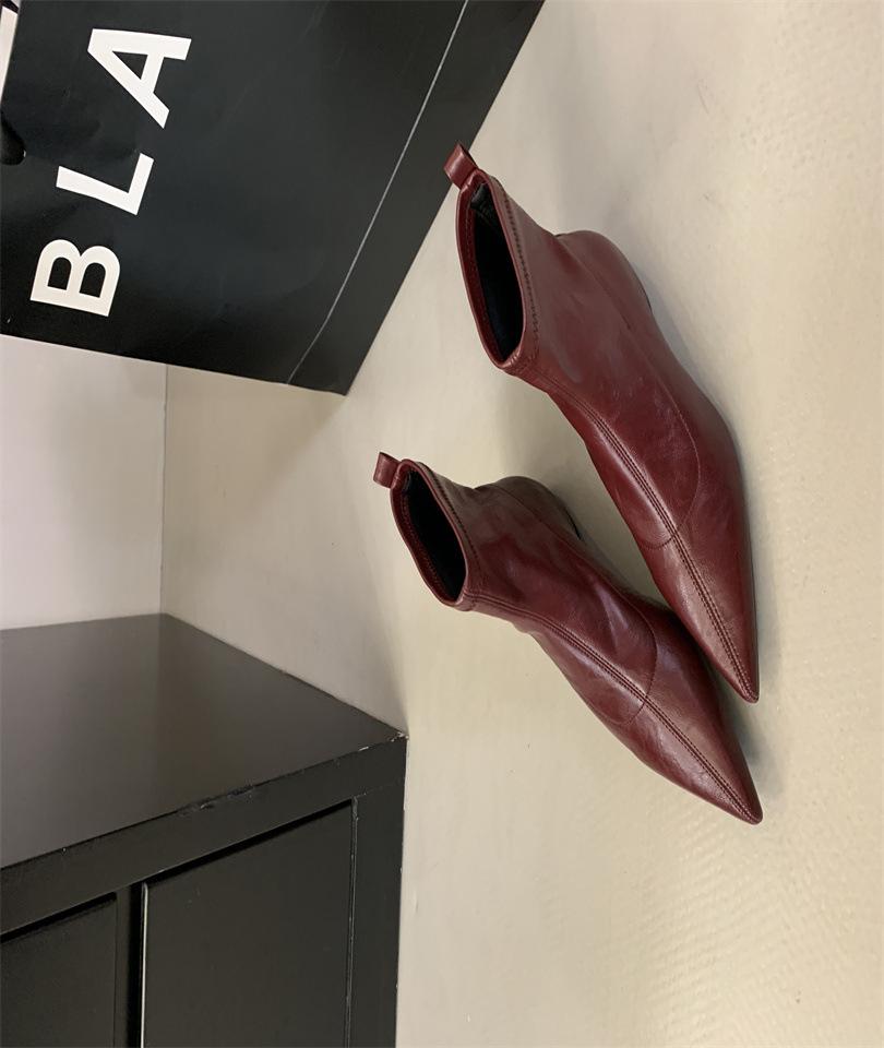 осень-зима 2025 новая версия остроносые тонкий каблук короткие сапоги ретро тонкие сапоги осень-зима средний каблук сапоги 39 бордовый
осень-зима 2025 новая версия остроносые тонкий каблук короткие сапоги ретро тонкие сапоги осень-зима средний каблук сапоги 39 бордовый