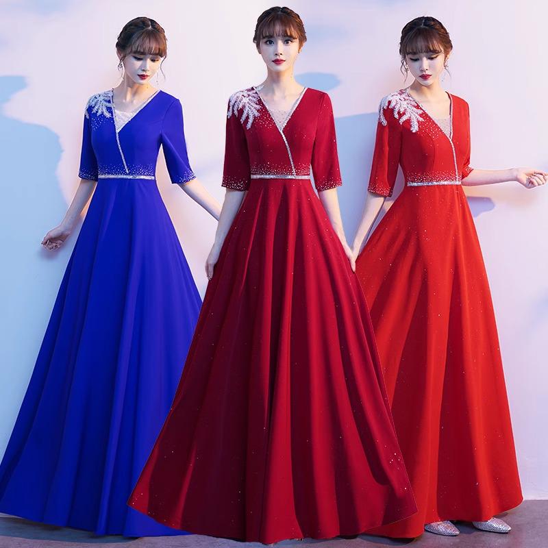 Red Evening Chorus Performance Gown for Women, Long Host/Recitation Dress for Middle-Aged & Elderly Stage Performances S вино красного
Red Evening Chorus Performance Gown for Women, Long Host/Recitation Dress for Middle-Aged & Elderly Stage Performances S вино красного
