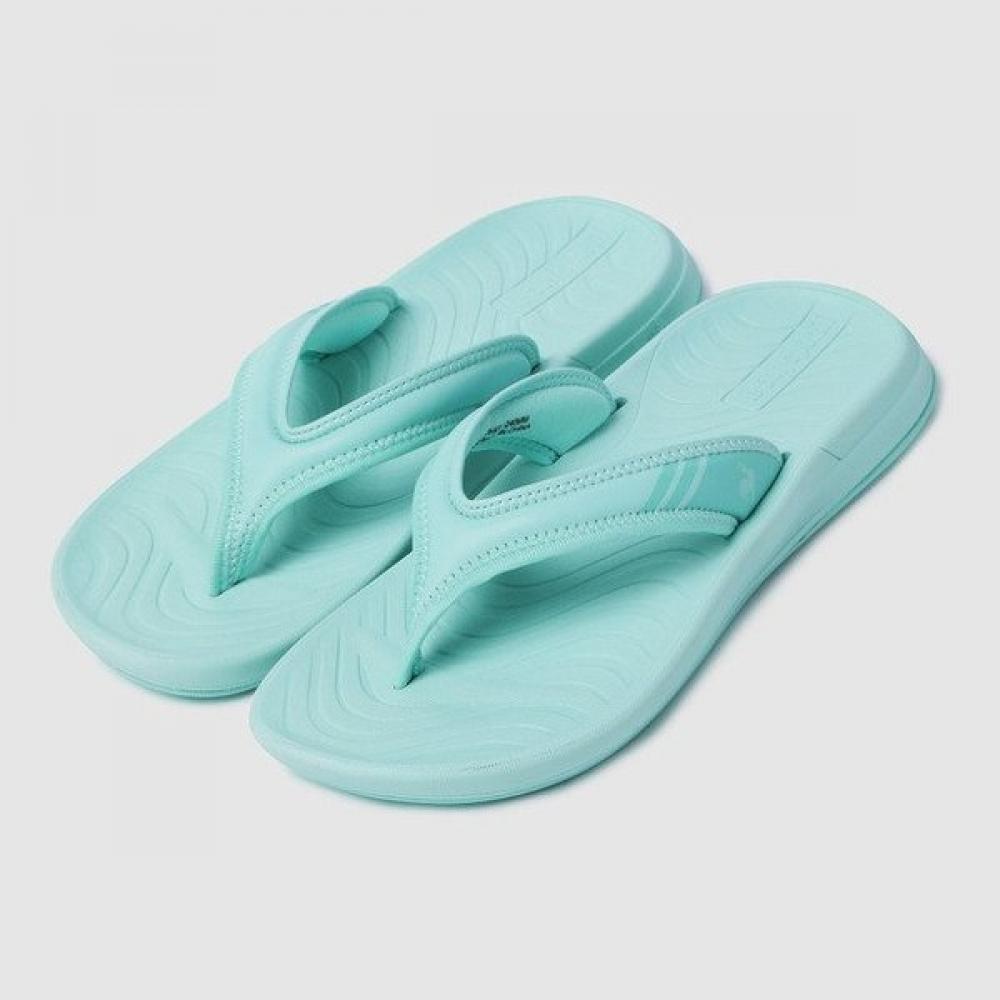 Le Coq Sportif refLection Slide 3.0 Min Qq223lth41 BLK black/220
Le Coq Sportif refLection Slide 3.0 Min Qq223lth41 BLK black/220