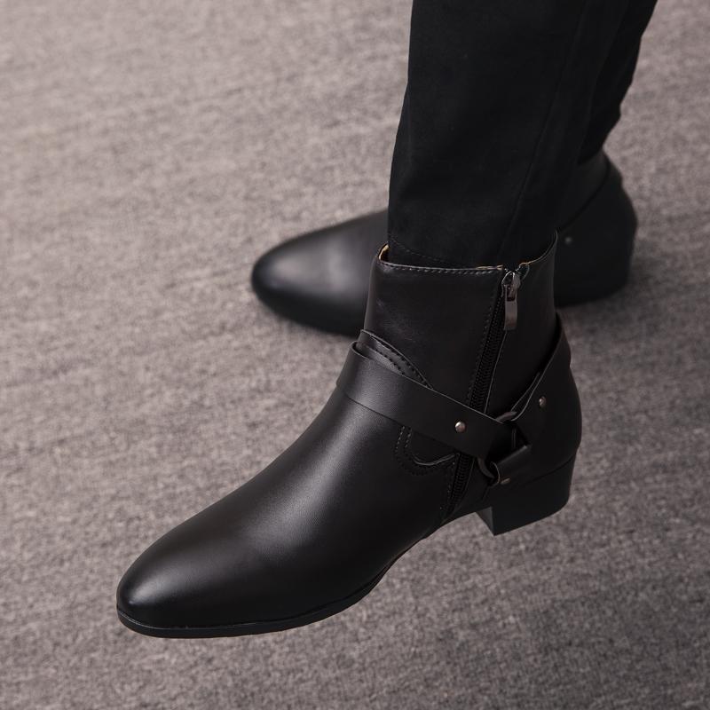 Men s shoes large size autumn and winter new casual leather shoes pointed leather shoes fashion retro style side zipper tide Martin boots 39 чёрный
Men s shoes large size autumn and winter new casual leather shoes pointed leather shoes fashion retro style side zipper tide Martin boots 39 чёрный