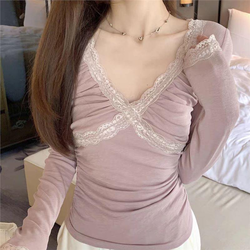 Women s Slim Fit French Lace Deep V-Neck Long Sleeve Top - Sweet & Spicy Autumn/Spring T-Shirt XL (Recommended 60-65 kg)
Women s Slim Fit French Lace Deep V-Neck Long Sleeve Top - Sweet & Spicy Autumn/Spring T-Shirt XL (Recommended 60-65 kg)