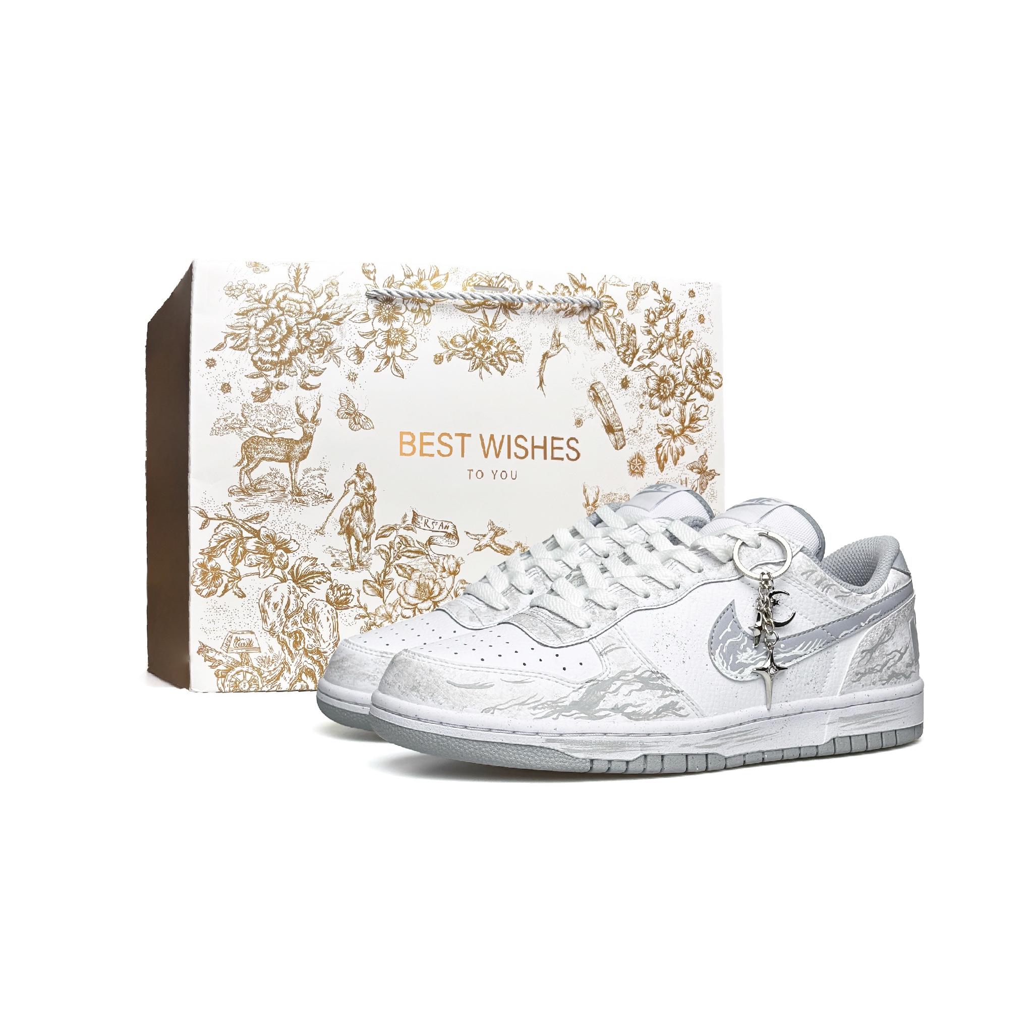 Nike Big Vassell Abrasion Resistant Low top Skateboard Shoes Men s White Gray 355152-106(Team974-BOX) 40
Nike Big Vassell Abrasion Resistant Low top Skateboard Shoes Men s White Gray 355152-106(Team974-BOX) 40