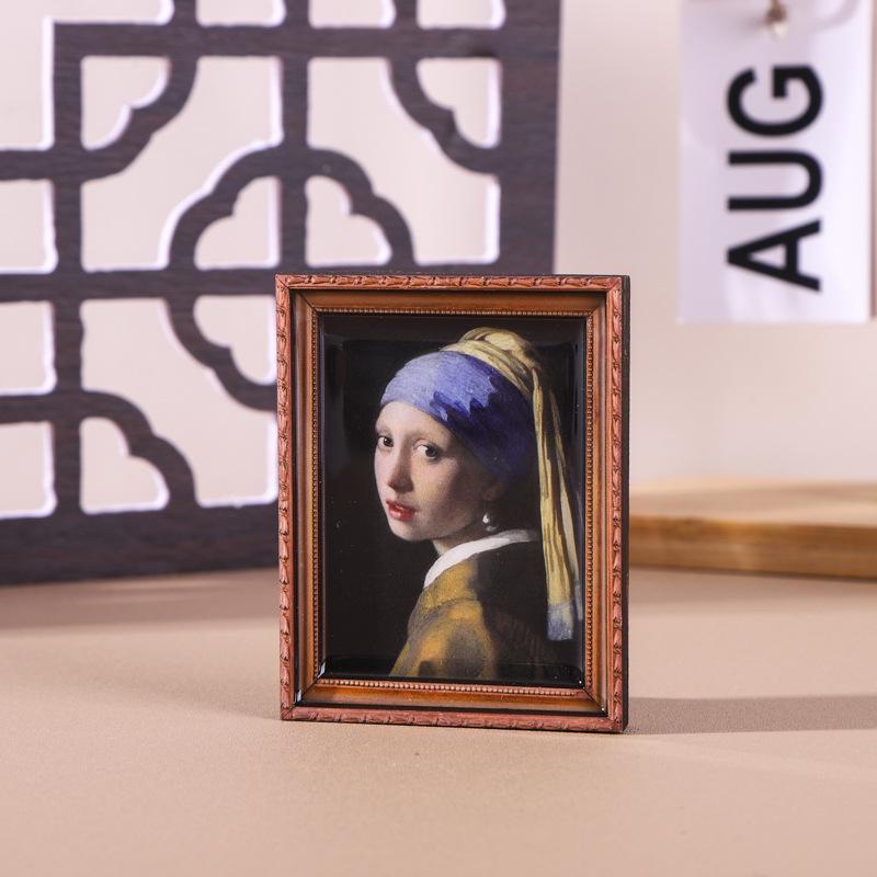 Всесвітньо відомий магніт на холодильник, написаний маслом: Дерев яна рама Культурний творчий подарунок і ретро-декор.
Всесвітньо відомий магніт на холодильник, написаний маслом: Дерев яна рама Культурний творчий подарунок і ретро-декор.