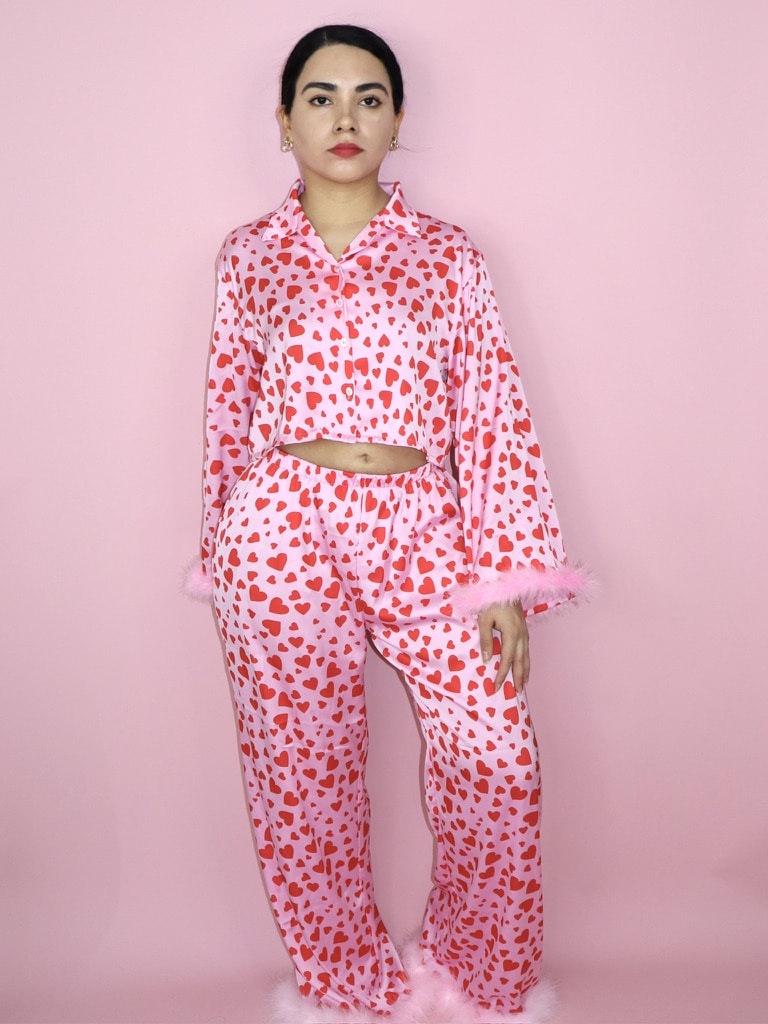 2024 European & American Cross-border Heart Pajama Set for Valentine s Day, Halloween, & Christmas Small
2024 European & American Cross-border Heart Pajama Set for Valentine s Day, Halloween, & Christmas Small